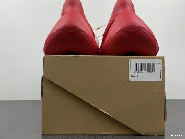 Adidas CW3355 Foam Yeezy Red 0703